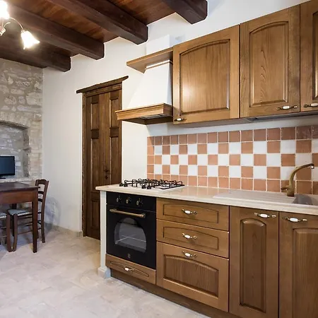 Bed & Breakfast Domus In Castro